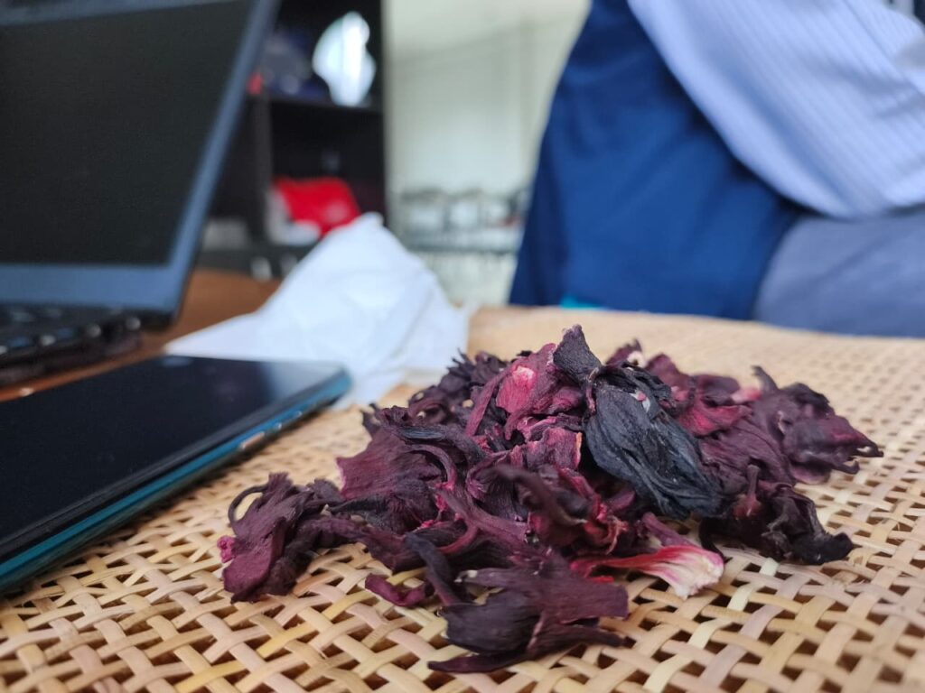 Hibiscus sabdariffa supplier, Dried hibiscus flower export, Hibiscus flower from Nigeria, Bulk hibiscus flower supplier, Organic hibiscus flower, Hibiscus roselle supplier, Hibiscus bulk tea, Nigeria hibiscus flower export, Hibiscus flower exporter, Roselle, Hibiscus, Hibiscus roselle,